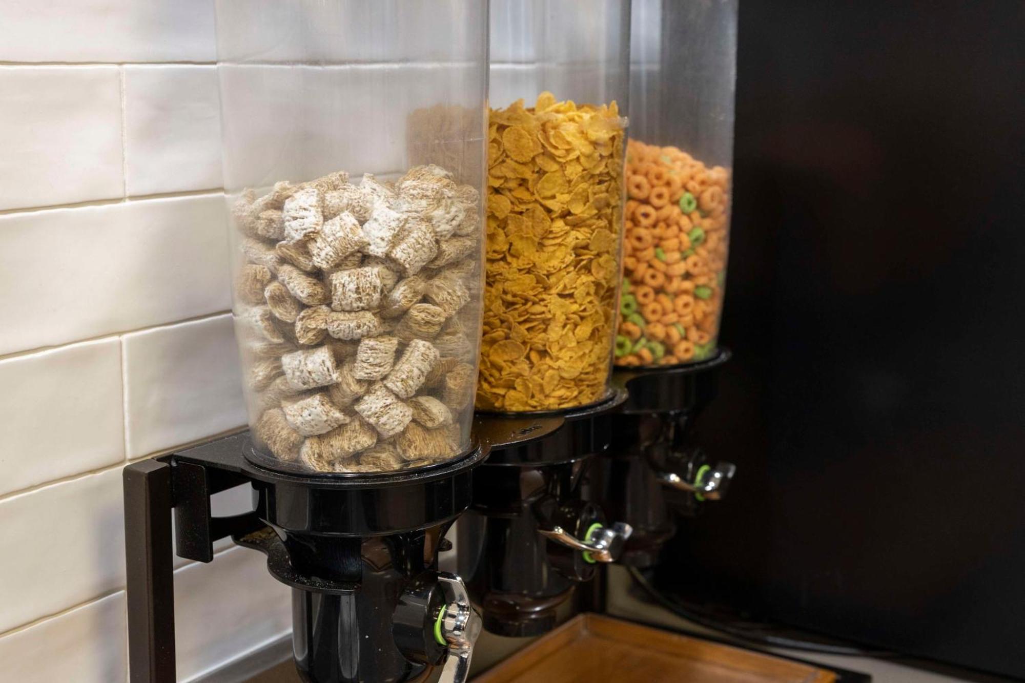 Hampton Inn Kent/Akron Area Extérieur photo